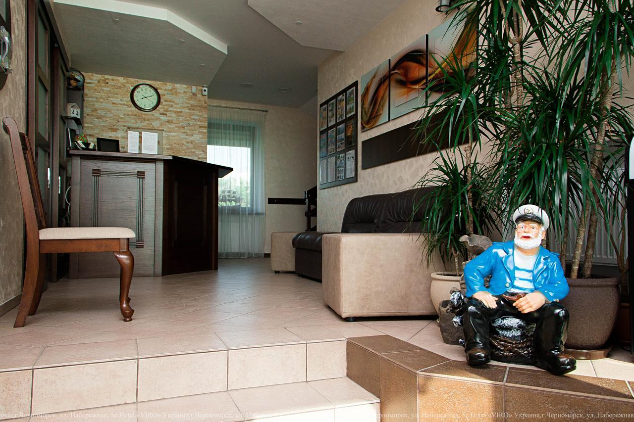 Viro Hotel Chornomorsk Bagian luar foto