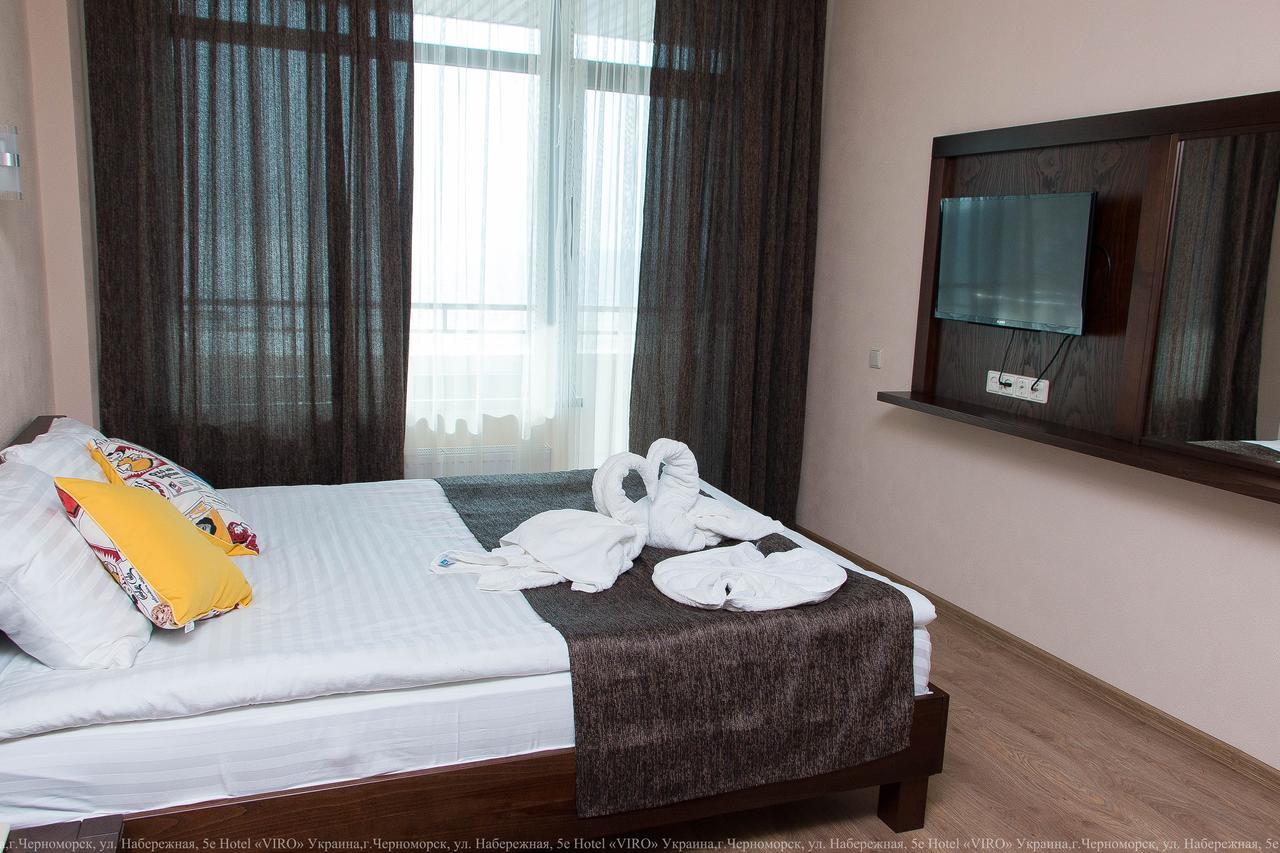 Viro Hotel Chornomorsk Bagian luar foto