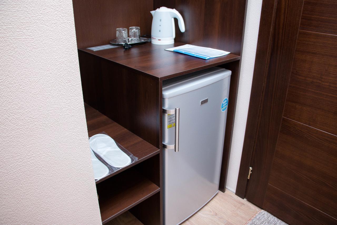 Viro Hotel Chornomorsk Bagian luar foto